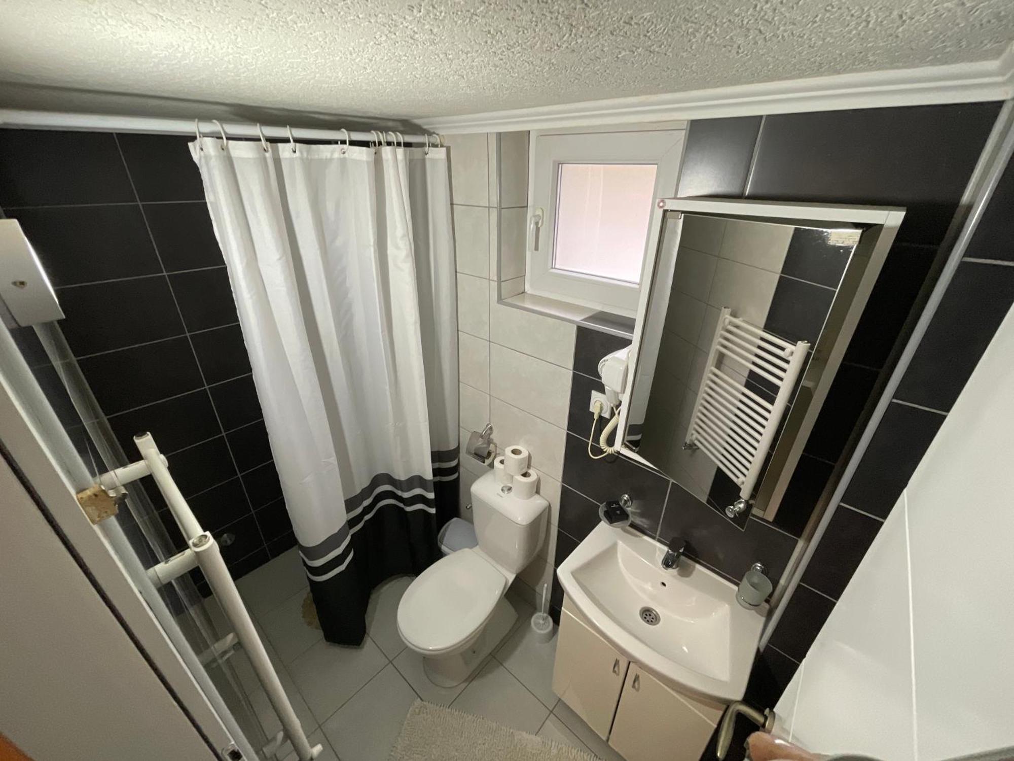 Apartments Park 2016 Surdulica Bilik gambar